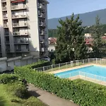 아파트 Grand Lumineux Avec Balcon Et Wifi, Avec Piscine - Fr-1-555-122 *