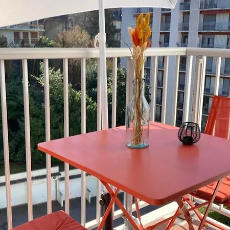 아파트 Grand Lumineux Avec Balcon Et Wifi, Avec Piscine - Fr-1-555-122 *