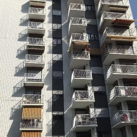 Daire Grand Lumineux Avec Balcon Et Wifi, Avec Piscine - Fr-1-555-122