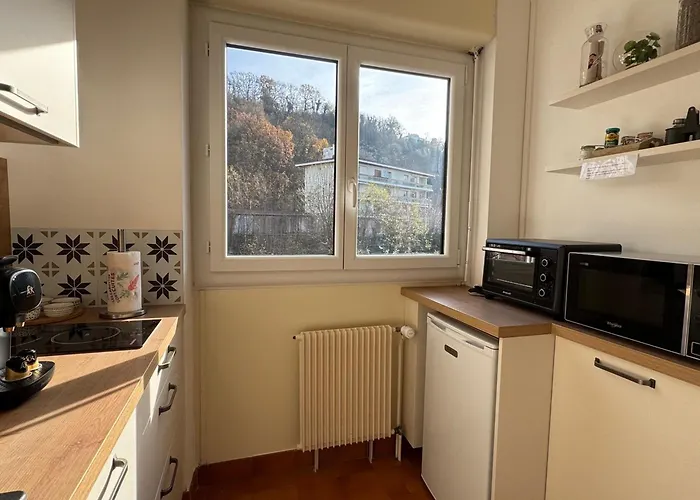 Grand Lumineux Avec Balcon Et Wifi, Avec Piscine - Fr-1-555-122 *